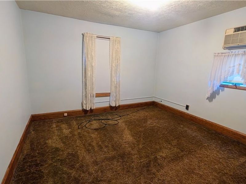 921 Camden Avenue SW, Canton, OH 44706 Photo 6