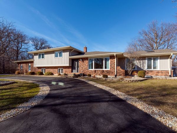 329 Montclare Lane, Wood Dale, IL 60191