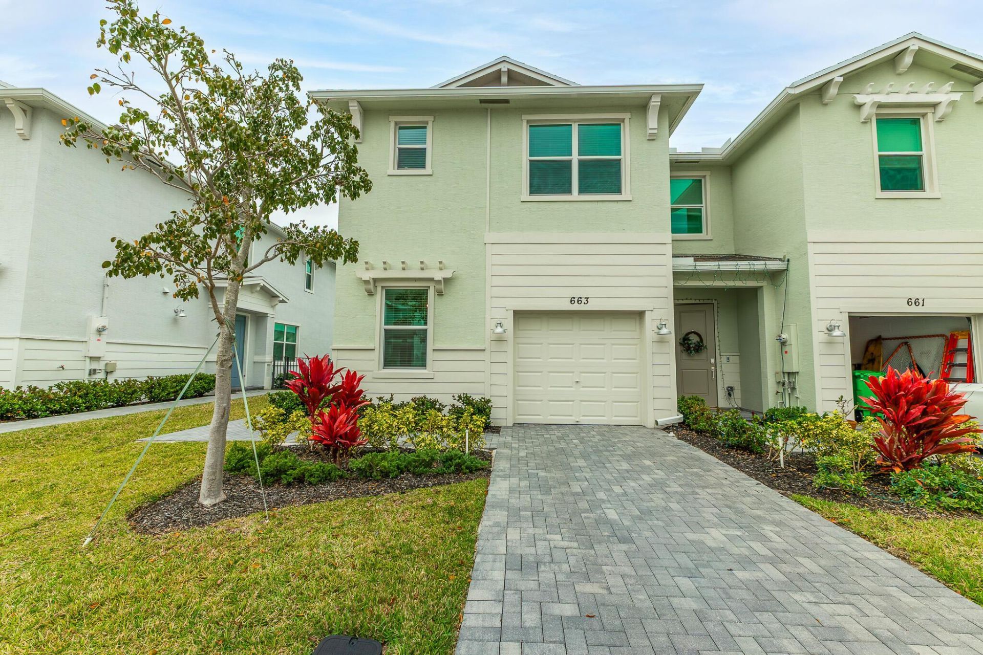 663 SE Lake Falls Street, Port Saint Lucie, FL 34984 Photo