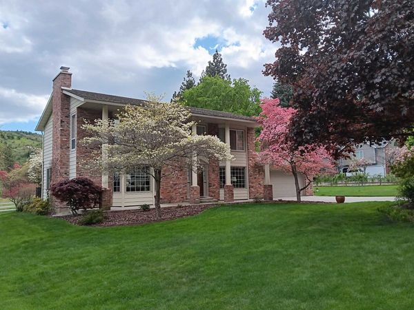 9520 E Holman Rd, Spokane, WA 99206