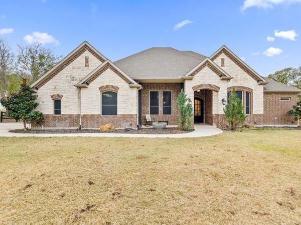 251 Hlavek Road, Decatur, TX 76234