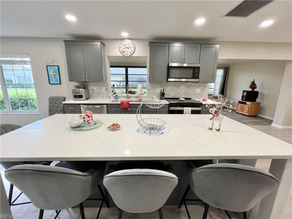 1254 Hazeltine Dr, Fort Myers, FL 33919 Photo