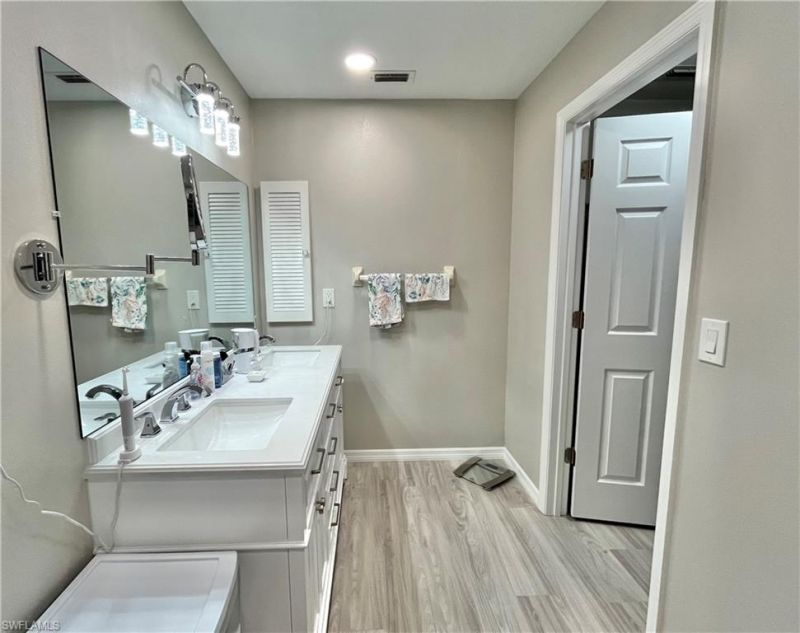 1254 Hazeltine Dr, Fort Myers, FL 33919 Photo
