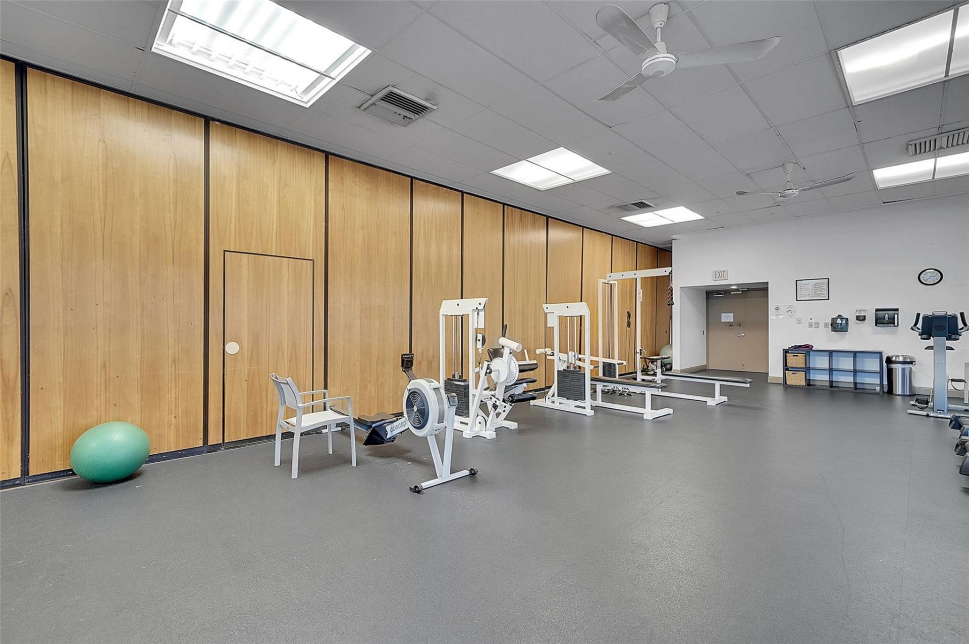 20335 W Country Club Drive, Unit 2210, Aventura, FL 33180 Photo