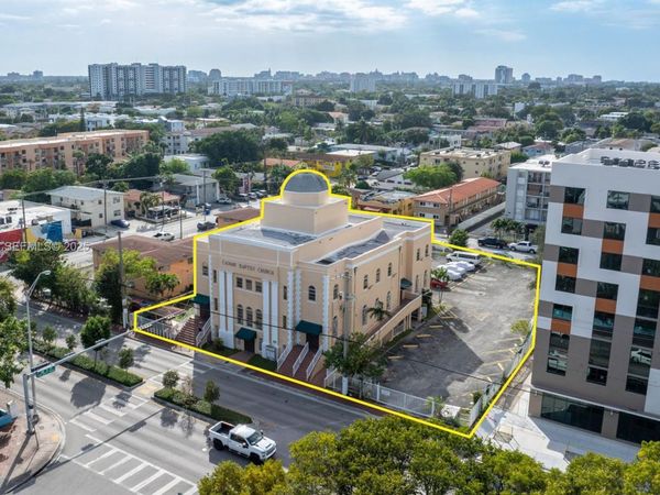 226 SW 17th Ave, Miami, FL 33135