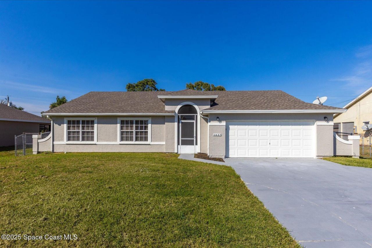 1037 SW California Boulevard, Port Saint Lucie, FL 34953 Photo