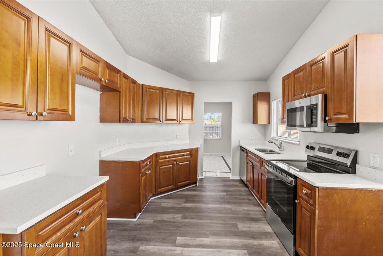 1037 SW California Boulevard, Port Saint Lucie, FL 34953 Photo