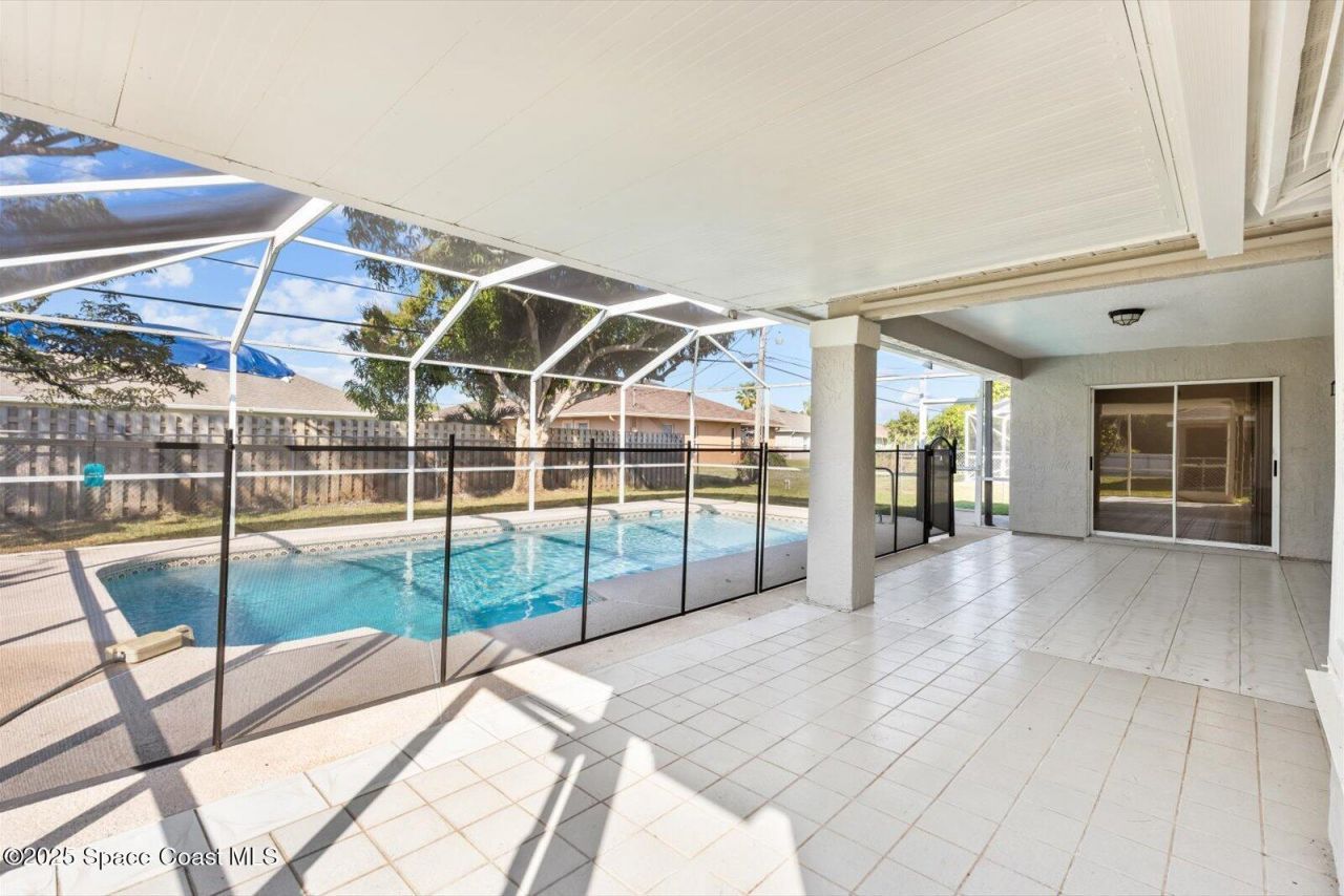 1037 SW California Boulevard, Port Saint Lucie, FL 34953 Photo