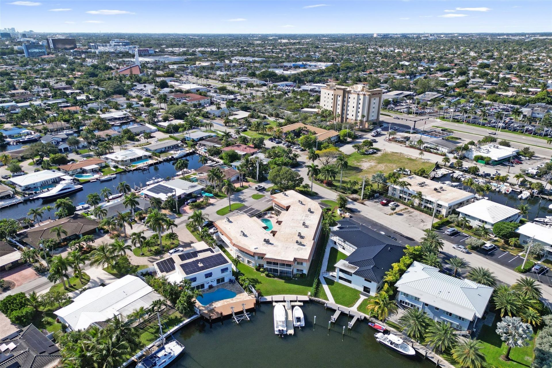 2201 SE 9th Street, Unit 106, Pompano Beach, FL 33062 Photo