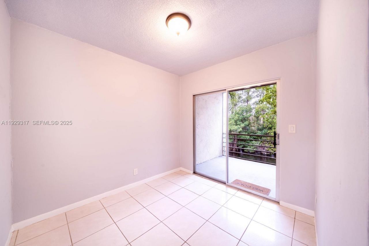 1400 NE 57th St, Unit 205, Fort Lauderdale, FL 33334 Photo