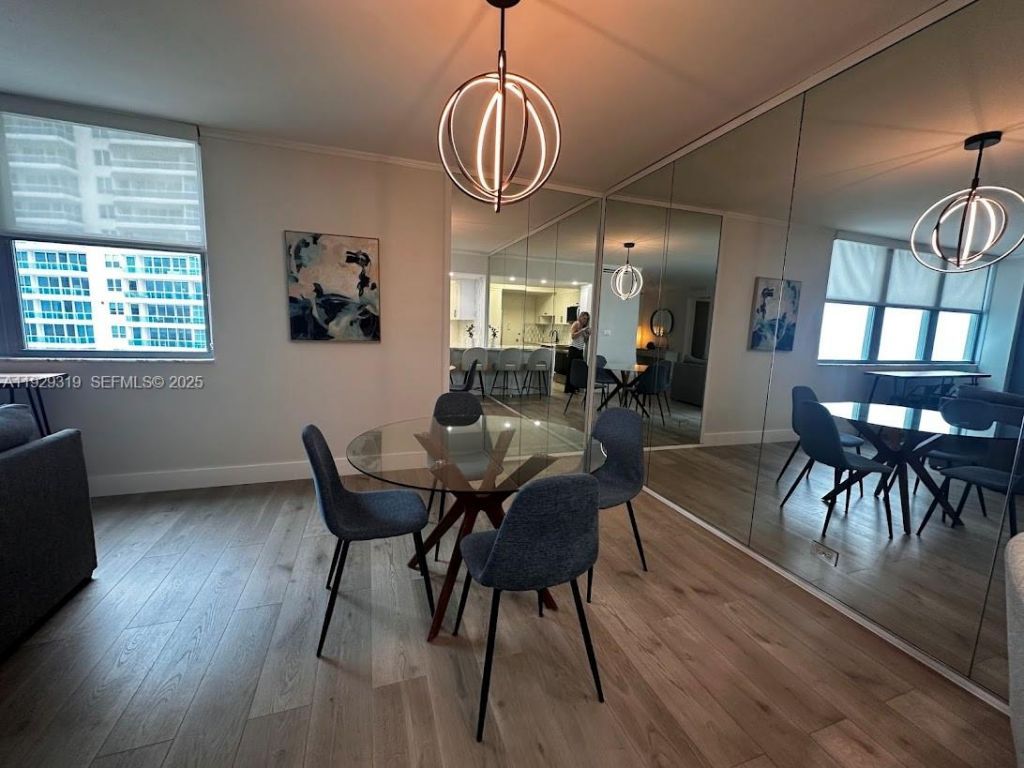 5055 Collins Ave, Unit 10F, Miami Beach, FL 33140 Photo