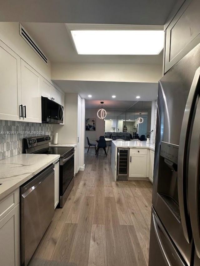 5055 Collins Ave, Unit 10F, Miami Beach, FL 33140 Photo