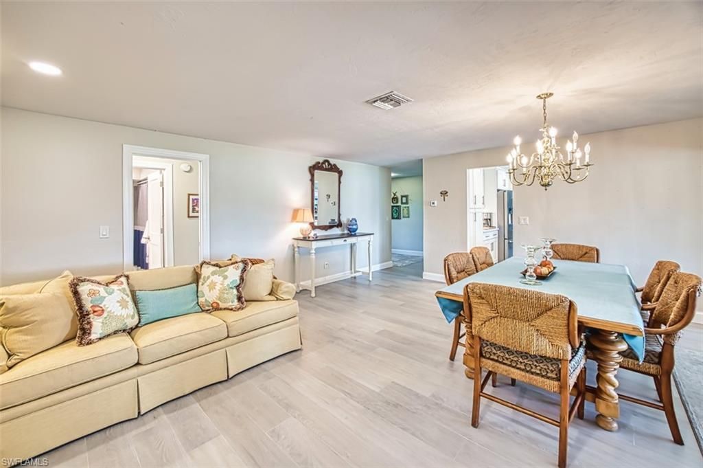 7275 Lake Dr , Fort Myers, FL 33908 Photo