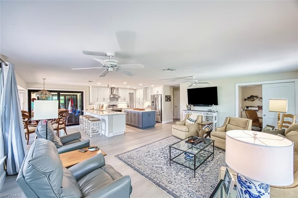 7275 Lake Dr , Fort Myers, FL 33908 Photo