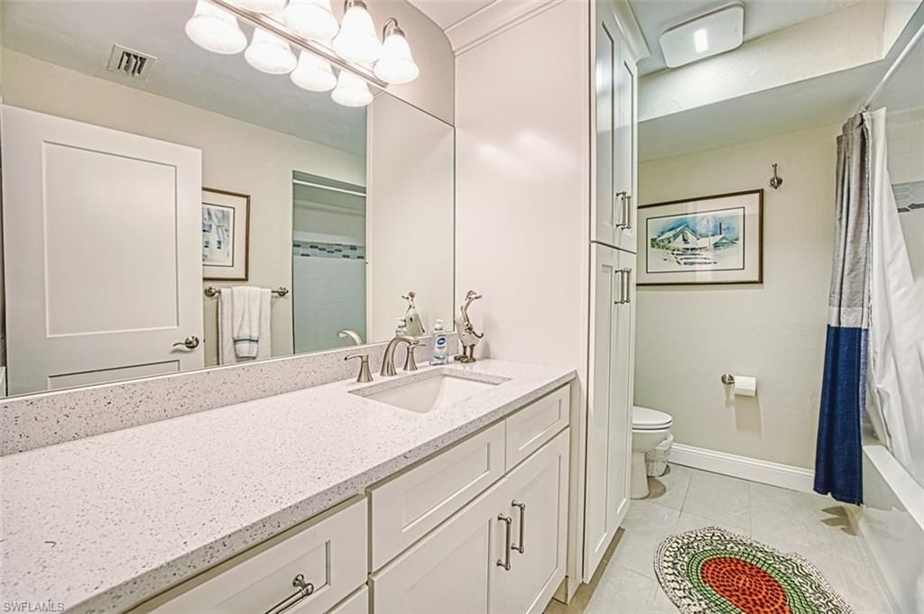 7275 Lake Dr , Fort Myers, FL 33908 Photo