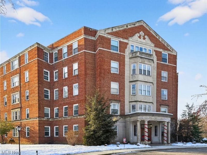 13800 Fairhill Road, Unit 512, Shaker Heights, OH 44120 Photo 1