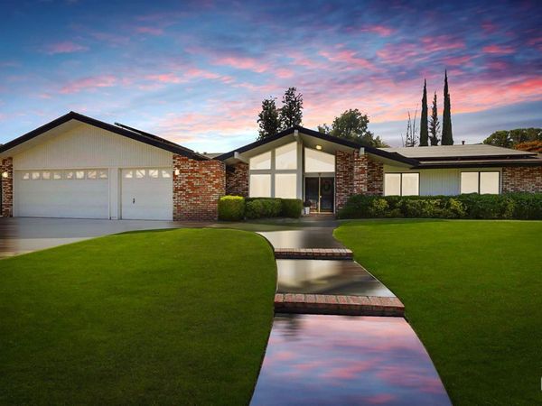 1113 Calle Extrano , Bakersfield, CA 93309