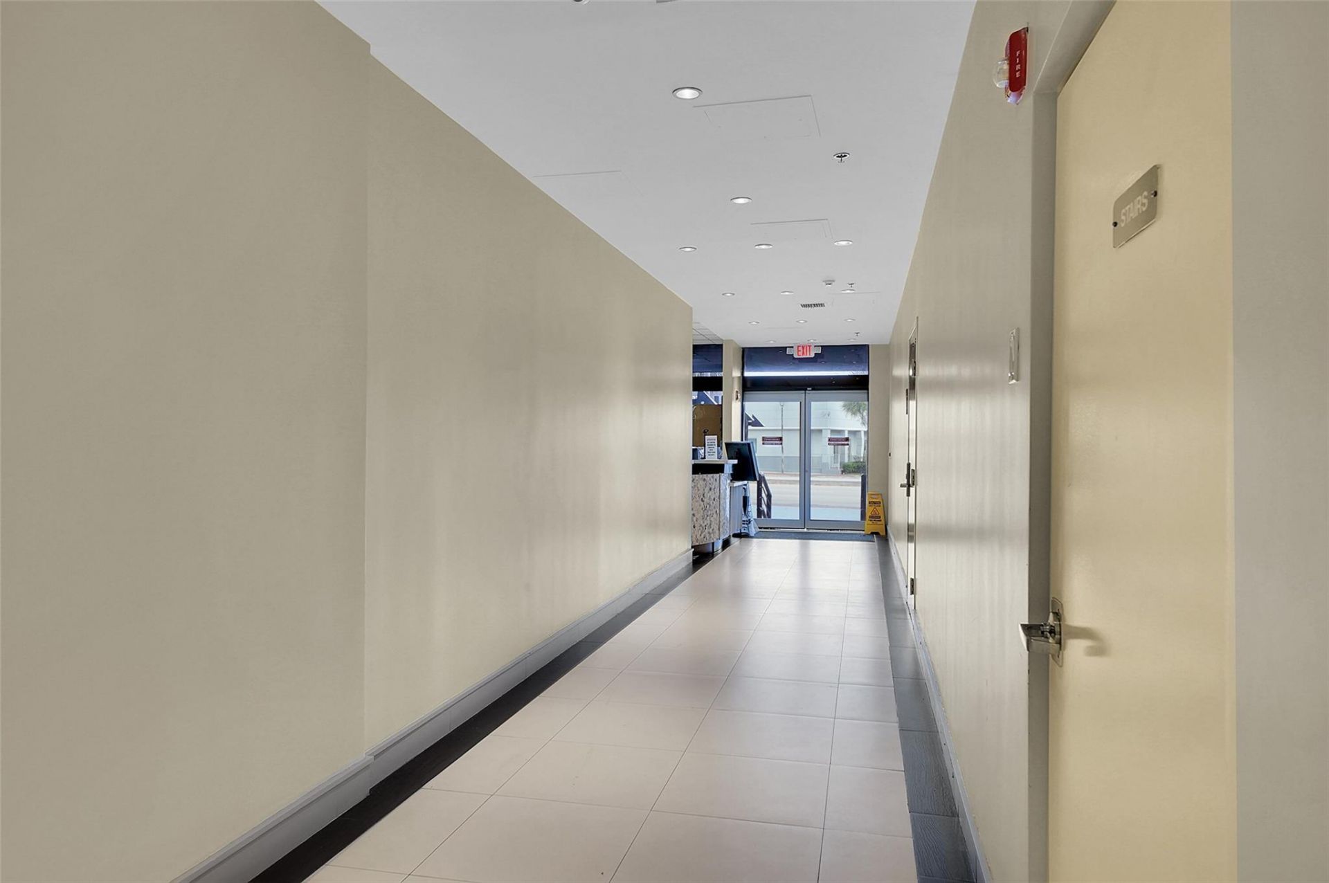 12550 Biscayne Boulevard, Unit 702, North Miami, FL 33181 Photo