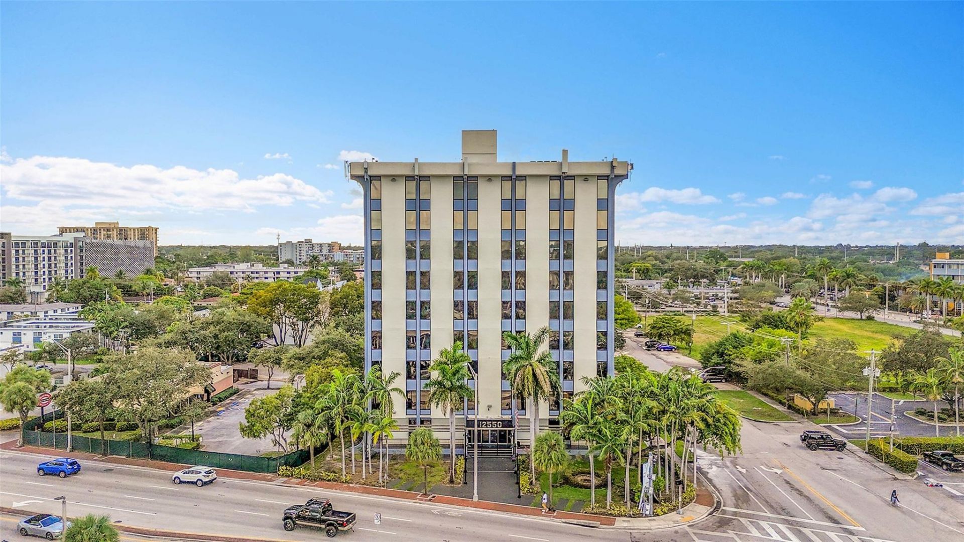 12550 Biscayne Boulevard, Unit 702, North Miami, FL 33181 Photo