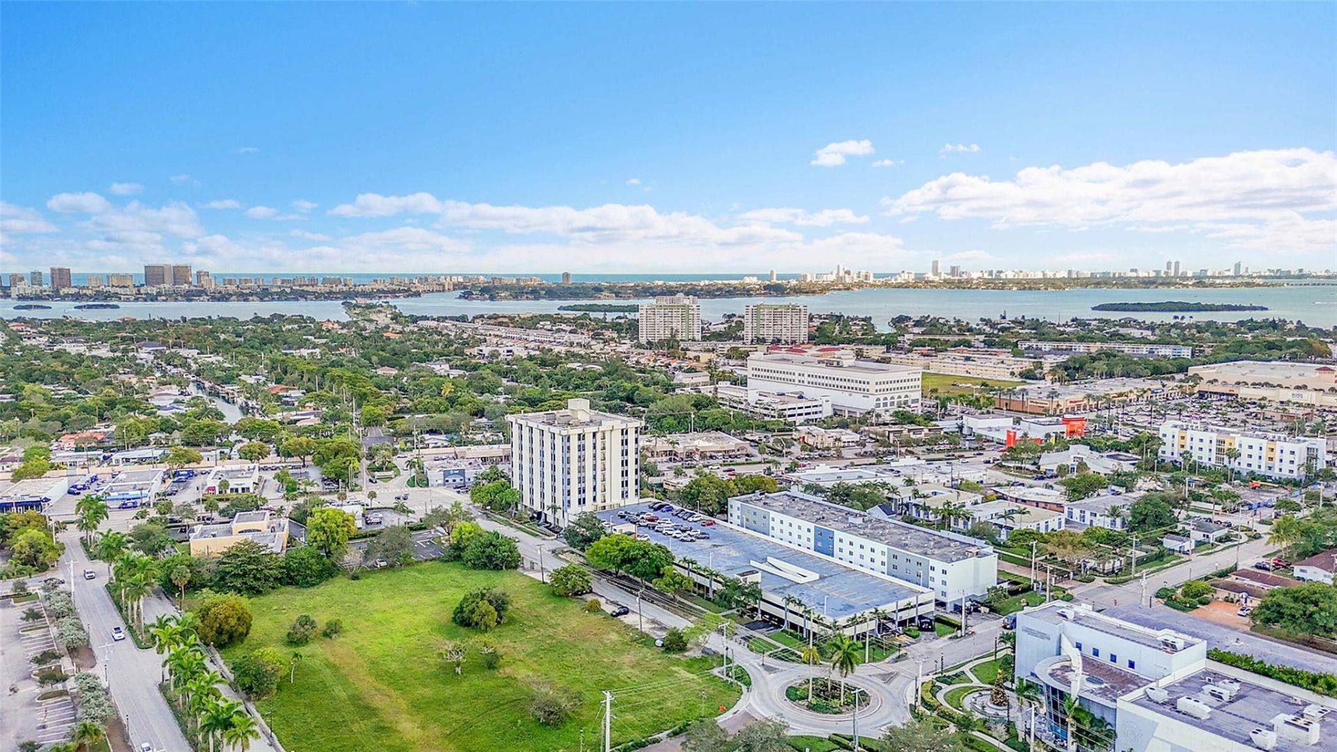 12550 Biscayne Boulevard, Unit 702, North Miami, FL 33181 Photo
