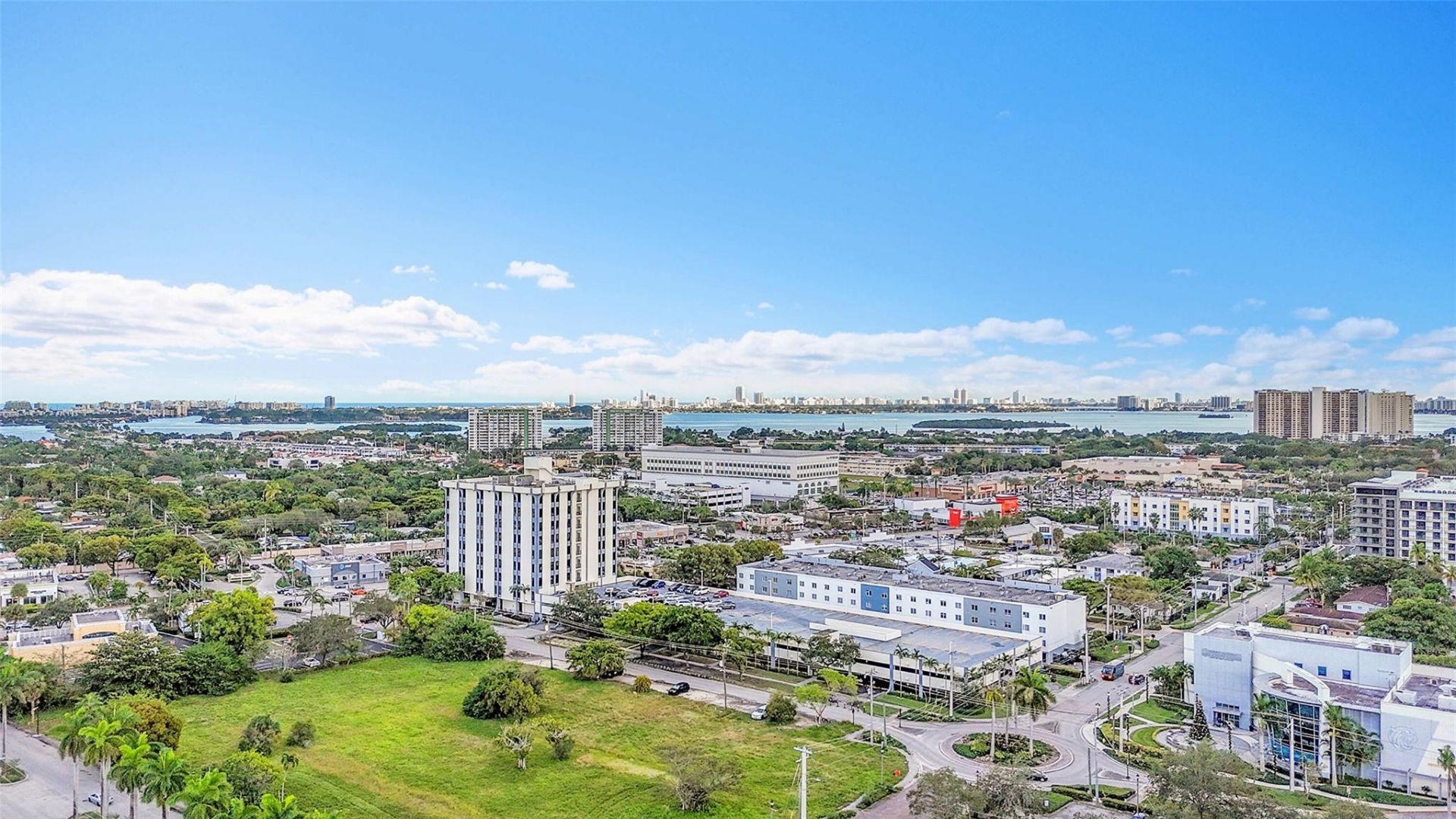 12550 Biscayne Boulevard, Unit 702, North Miami, FL 33181 Photo