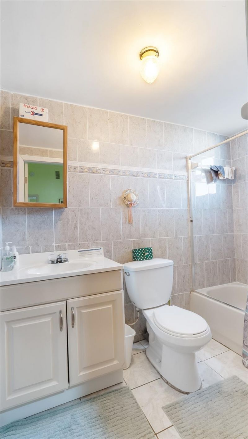 117 SW 1st Avenue, Hallandale Beach, FL 33009 Photo