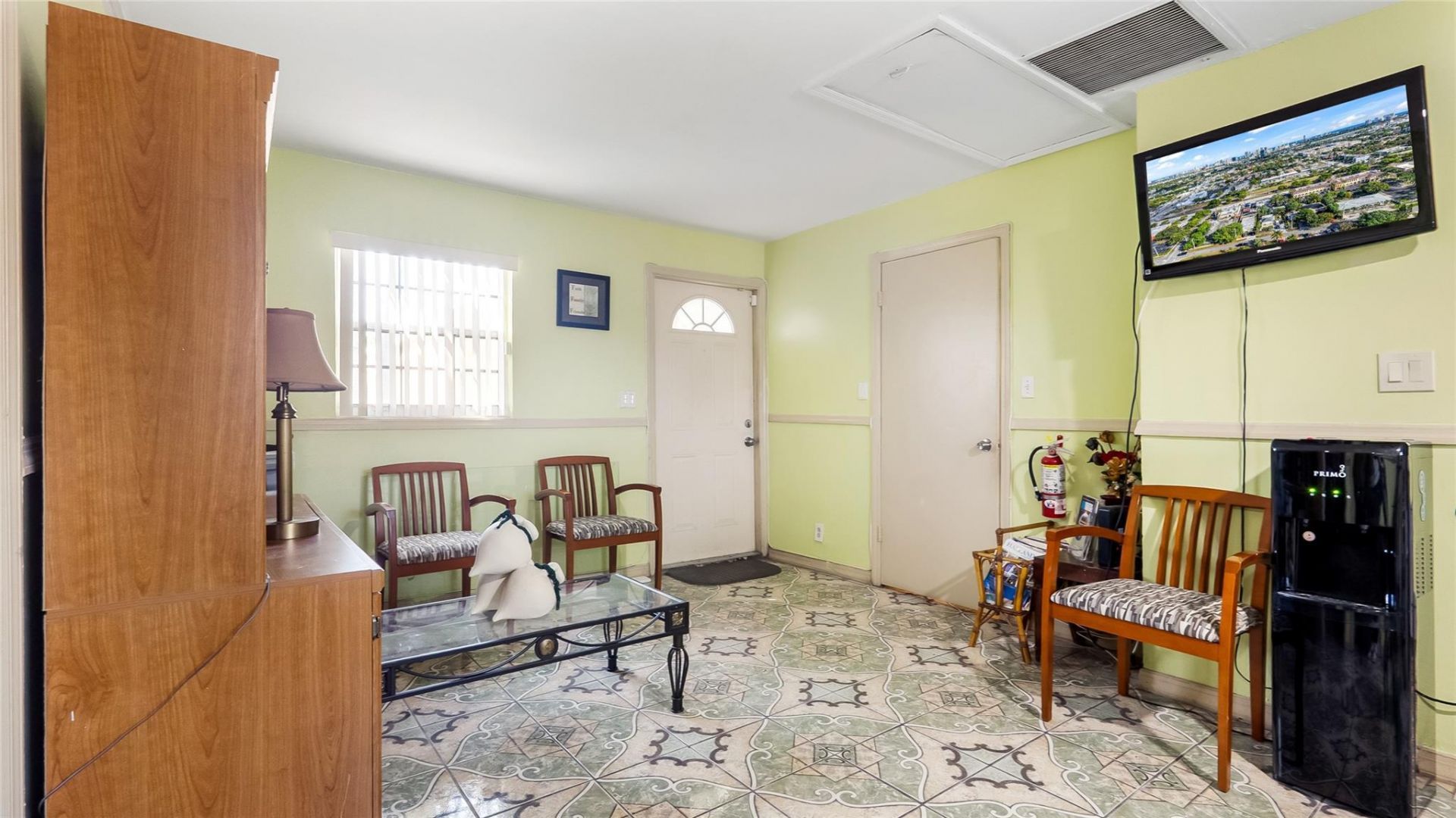 117 SW 1st Avenue, Hallandale Beach, FL 33009 Photo