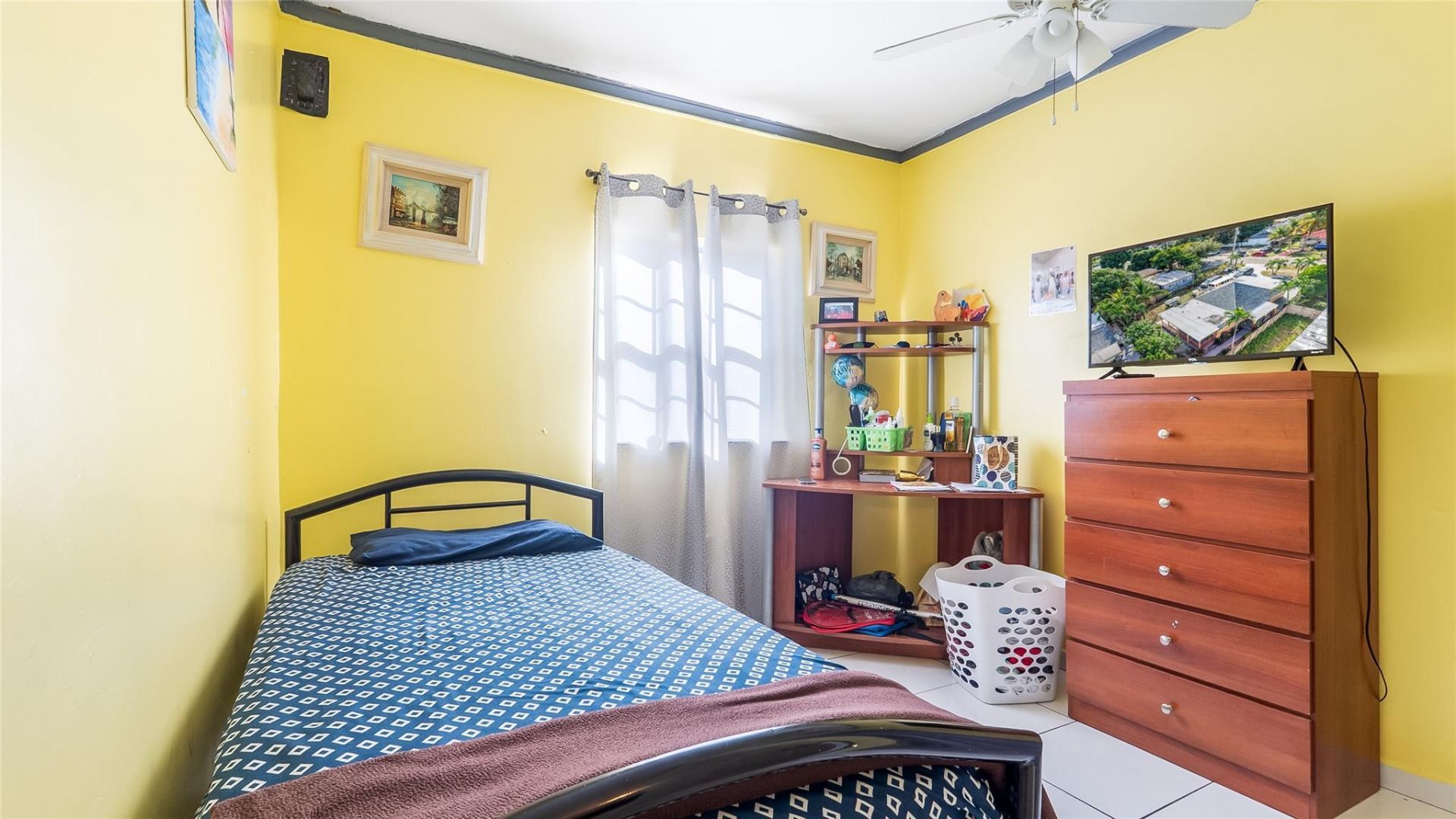 117 SW 1st Avenue, Hallandale Beach, FL 33009 Photo