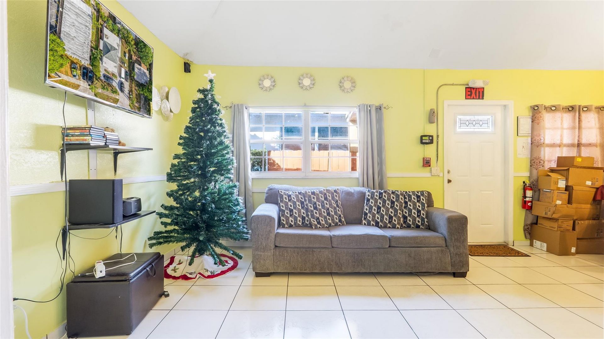 117 SW 1st Avenue, Hallandale Beach, FL 33009 Photo