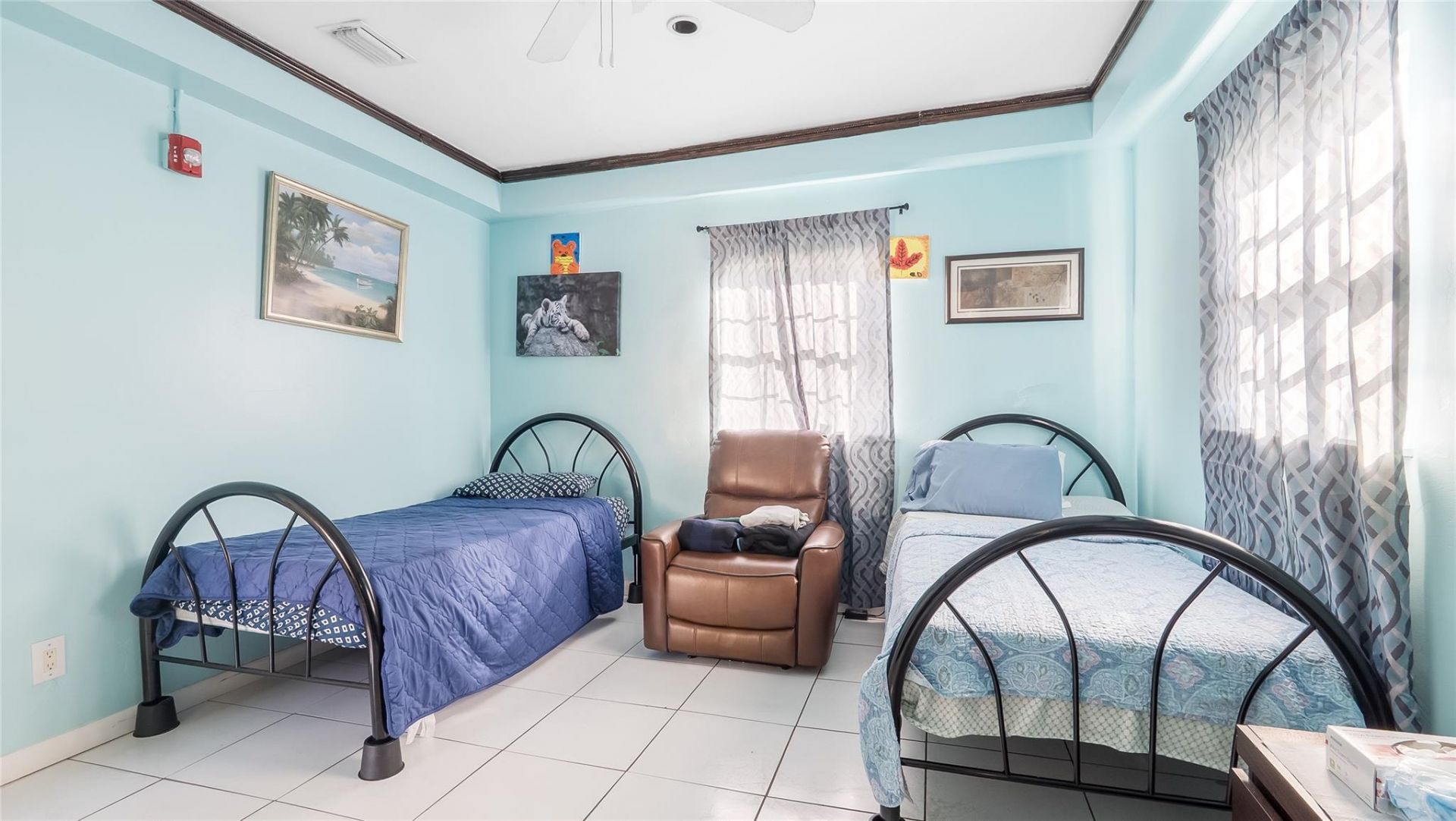 117 SW 1st Avenue, Hallandale Beach, FL 33009 Photo