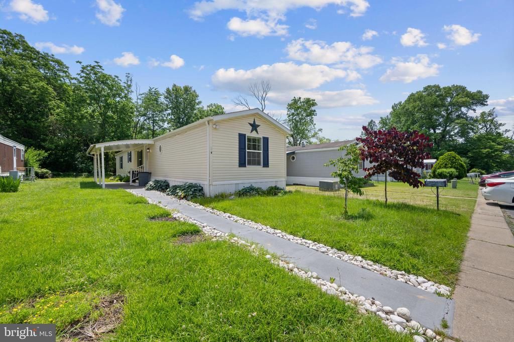 109 Judywood Lane, Essex, MD 21221 Main Photo