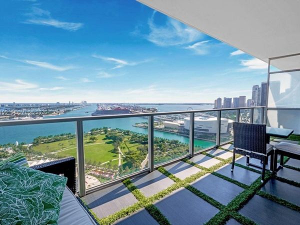 1100 Biscayne Blvd, Unit 3104, Miami, FL 33132