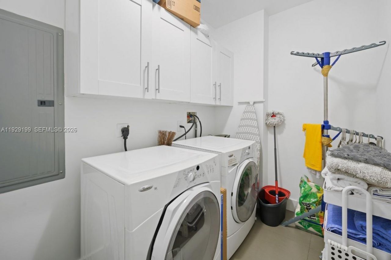 1100 Biscayne Blvd, Unit 3104, Miami, FL 33132 Photo