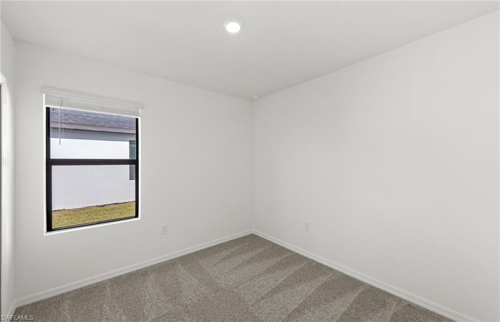 290 Silent Lake Dr, Lehigh Acres, FL 33936 Photo