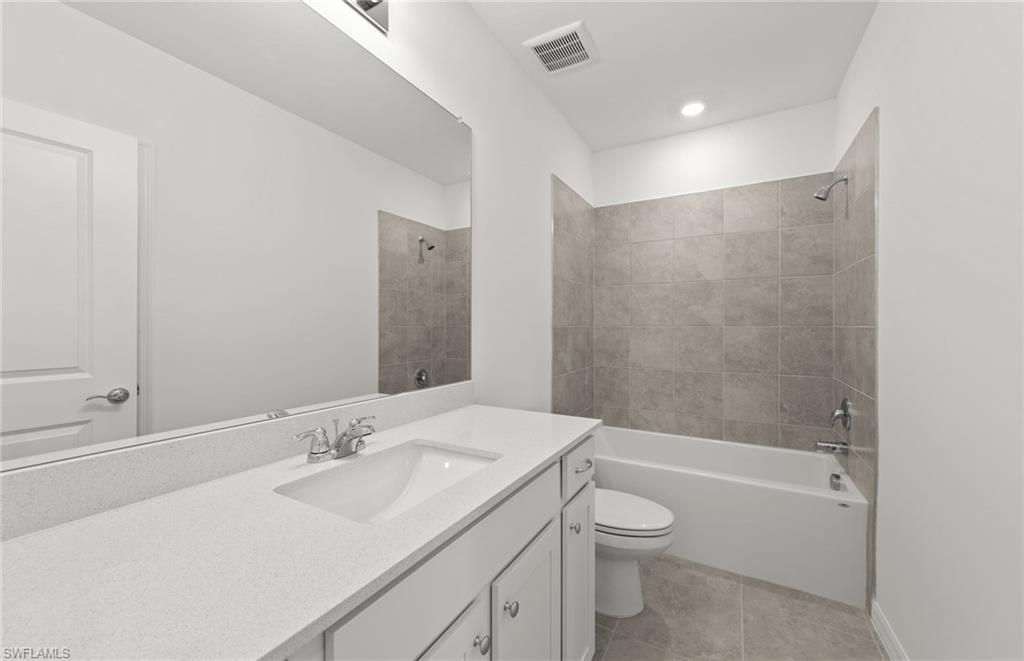 290 Silent Lake Dr, Lehigh Acres, FL 33936 Photo