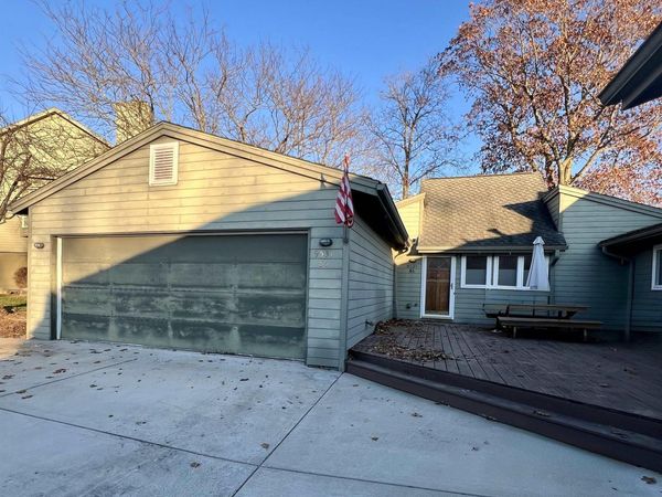 9531 S Harbour Pointe Drive, Bloomington, IN 47401