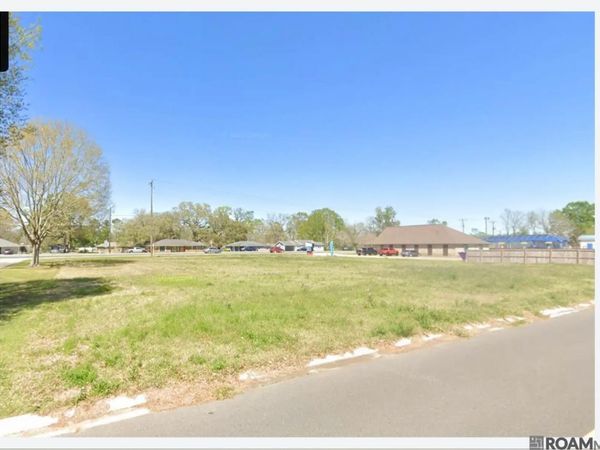 40234 Hwy 42, Prairieville, LA 70769