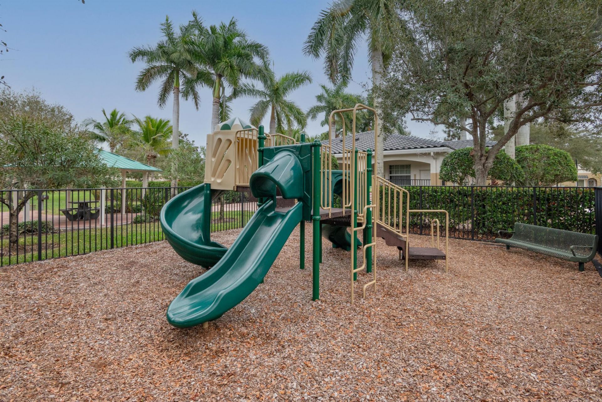 1600 SE Sheffield Terrace, Unit 201, Stuart, FL 34994 Photo