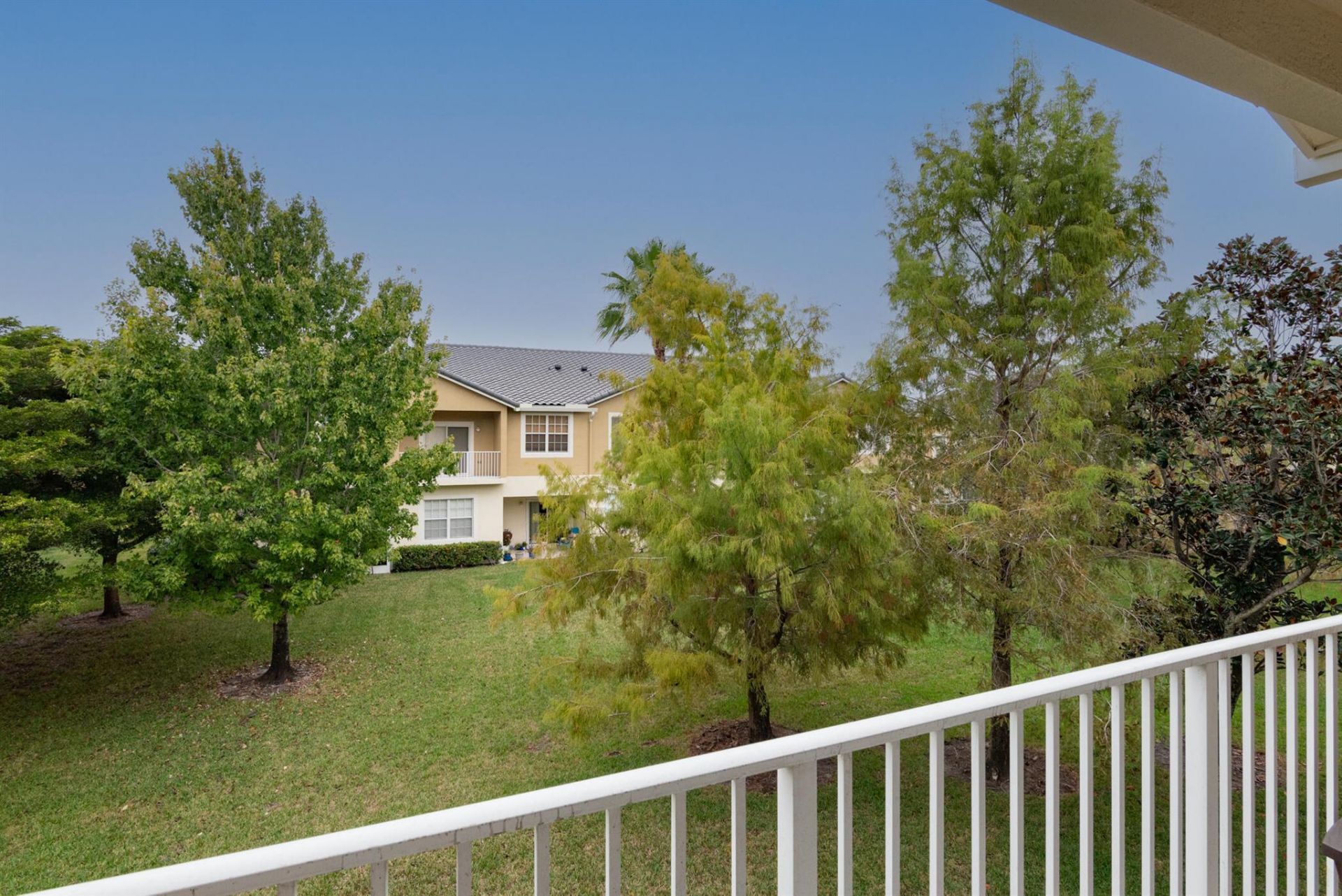 1600 SE Sheffield Terrace, Unit 201, Stuart, FL 34994 Photo