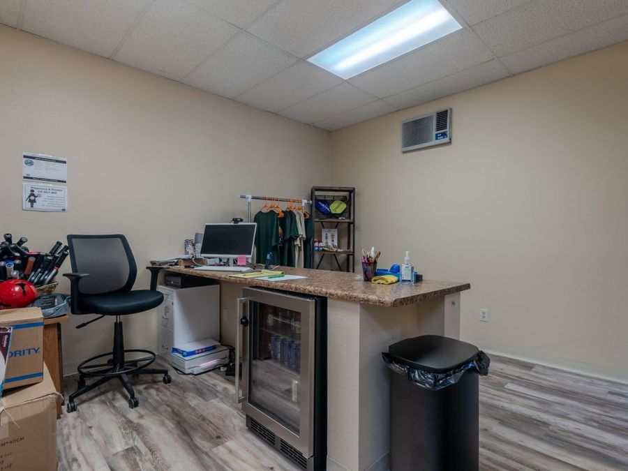 Property Image 28