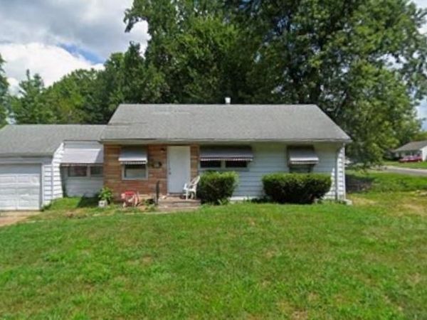 201 Estridge Road, St Louis, MO 63137