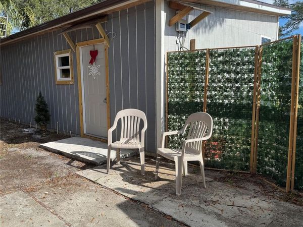 3719 MEADOWBREEZE DRIVE, TAMPA, FL 33619