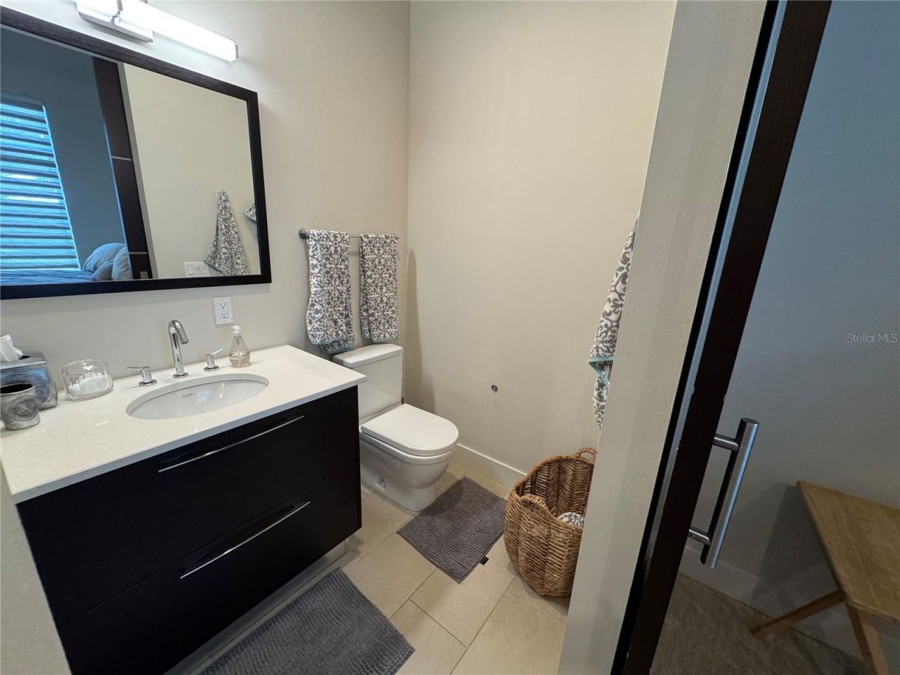 239 Cosmopolitan Court, Sarasota, FL 34236 Photo