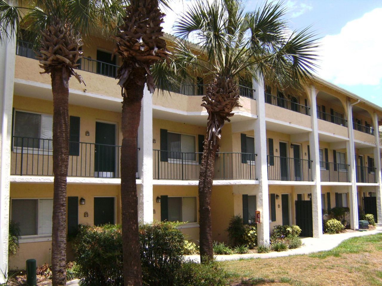 121 Oyster Bay Circle, Unit 340, Altamonte Springs, FL 32701 Main Photo