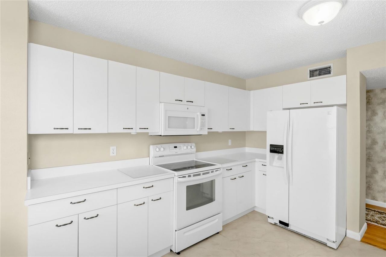 3750 Pinebrook Circle, Unit 308, Bradenton, FL 34209 Photo