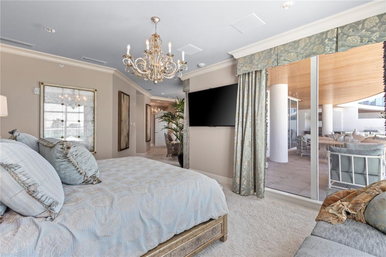 2251 Gulf Of Mexico Drive, Unit 203, Longboat Key, FL 34228 Photo