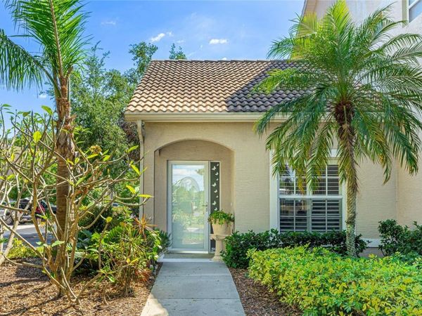 6770 FAIRWAY GARDENS DRIVE, BRADENTON, FL 34203
