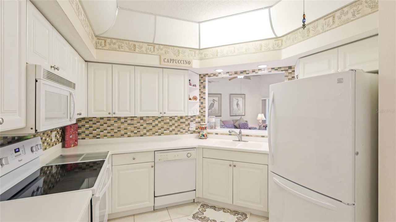 6770 Fairway Gardens Drive, Bradenton, FL 34203 Photo