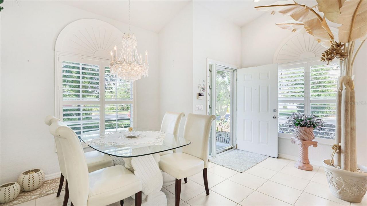 6770 Fairway Gardens Drive, Bradenton, FL 34203 Photo