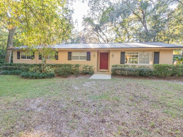 560 N LAKE PLEASANT ROAD, APOPKA, FL 32712